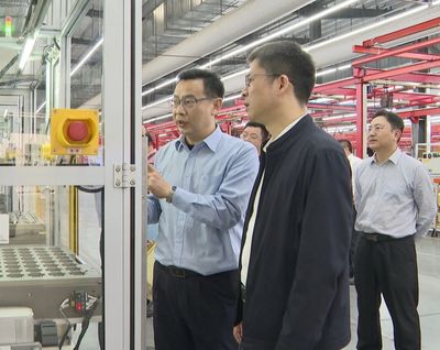 王锋率队开展“暖企行动” 深入市场调研，持续提升当家产业优势，全力推动实体经济高质量发展